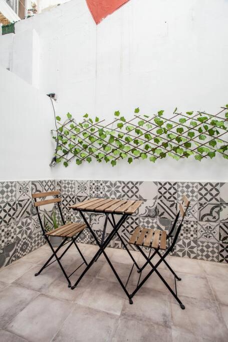 Apartamento Nuevo Cerca De La Playa Y Del Centro Valencia Bagian luar foto